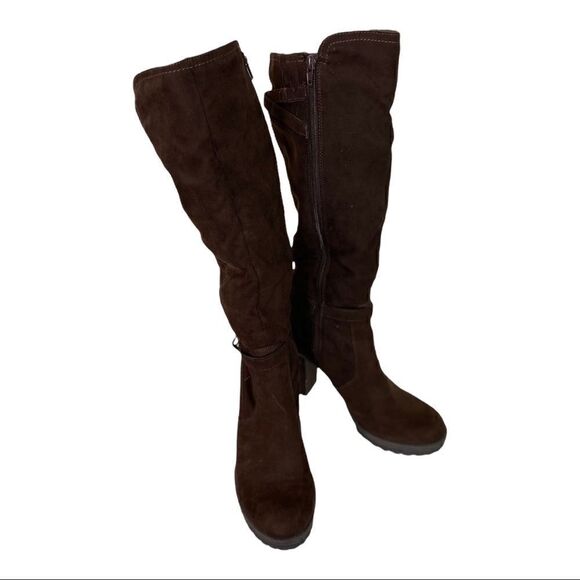 #300 G by GUESS brown vegan suede heeled boots - Picture 3 of 10